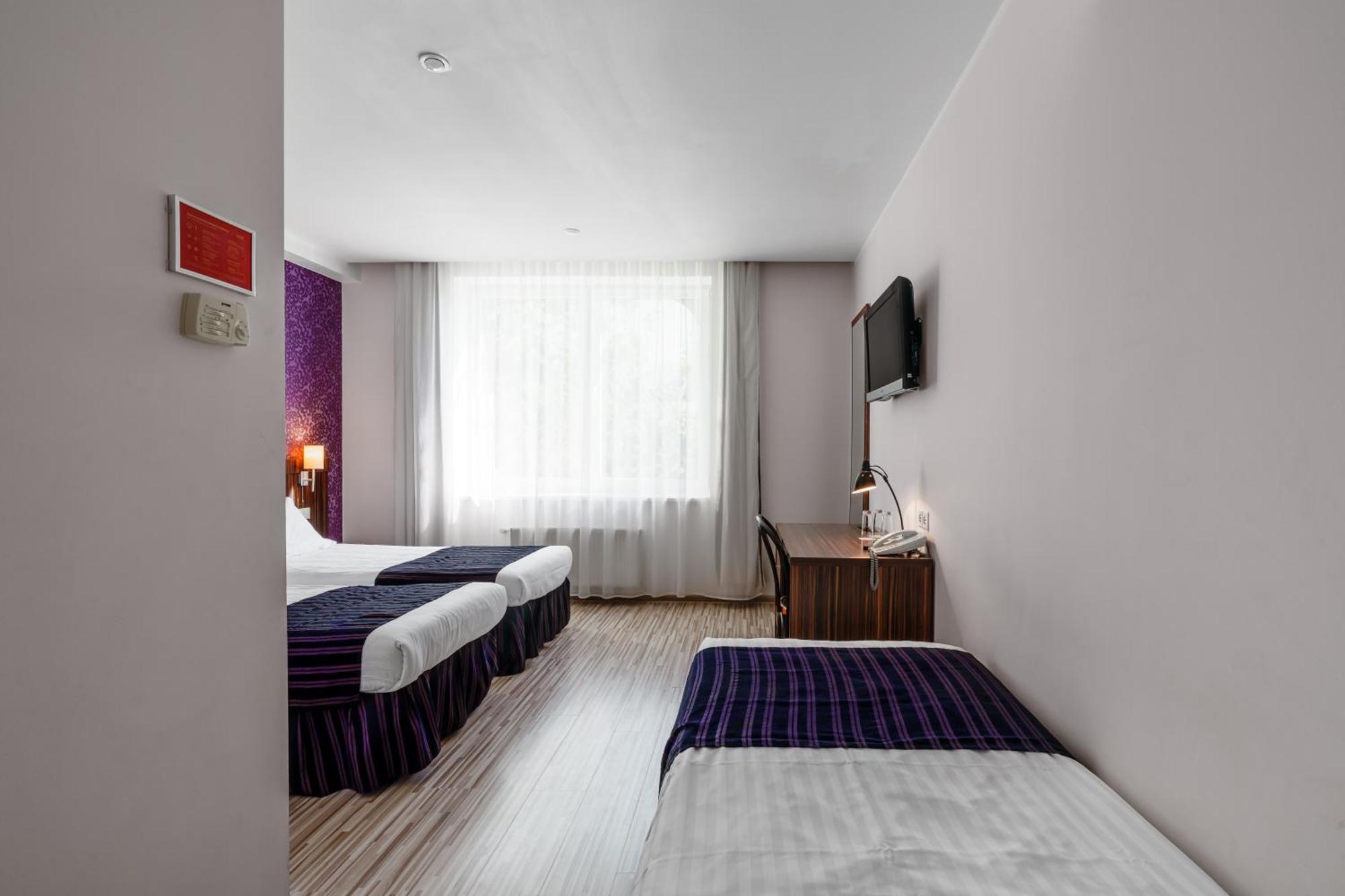 Rija Vef Hotel With Free Parking Riga Room photo